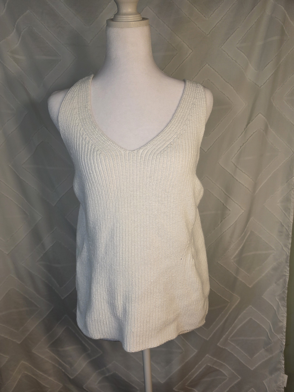 LOFT White Ribbed V Neck Knit  Sweater Tank Top Summer